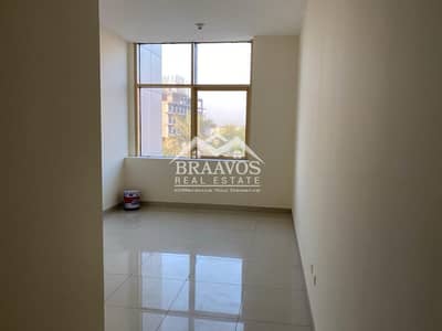 Large 1BR Apt. | Ready to Move-In | Community View