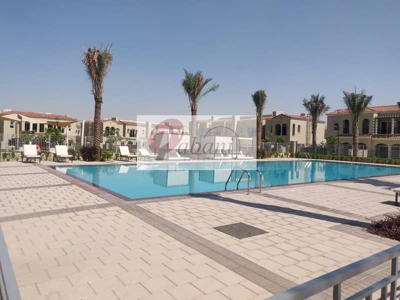 New Semi detached Amazing villa very close to pool