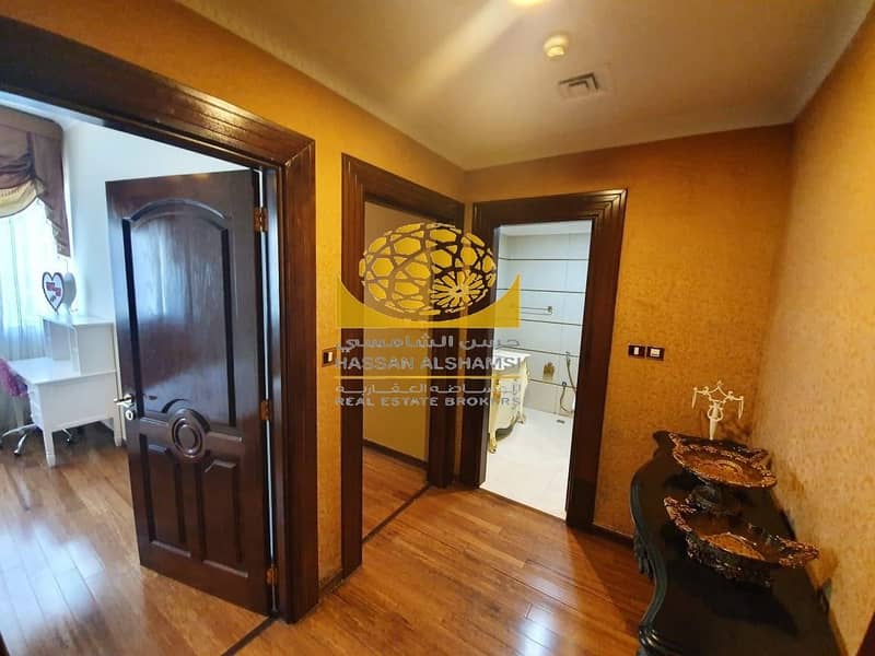 7 Luxury Living I Upgraded 3BR + Maid Room with Walk in closet