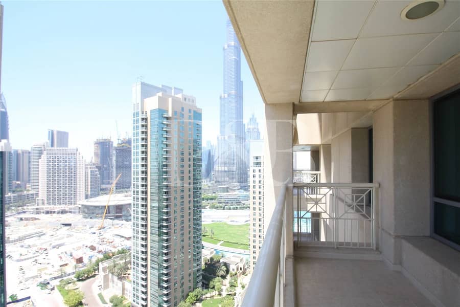Burj Khalifa And Pool View | Spacious Layout