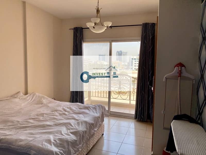 Huge L Shape Unfurnished Studio Well Maintained In an Amazing Deal Huge L Shape Unfurnished Studio Well Maintained In an Amazing Deal