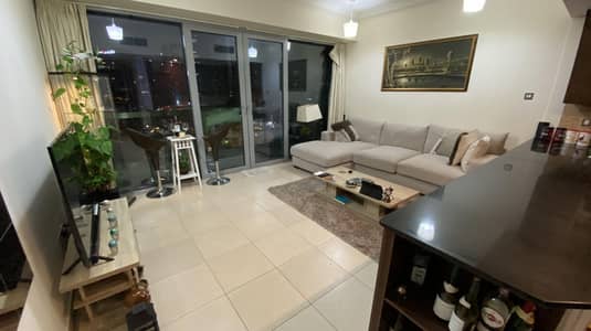 Excellent Condition Studio Near Burj Khalifa Excellent Condition Studio Near Burj Khalifa
