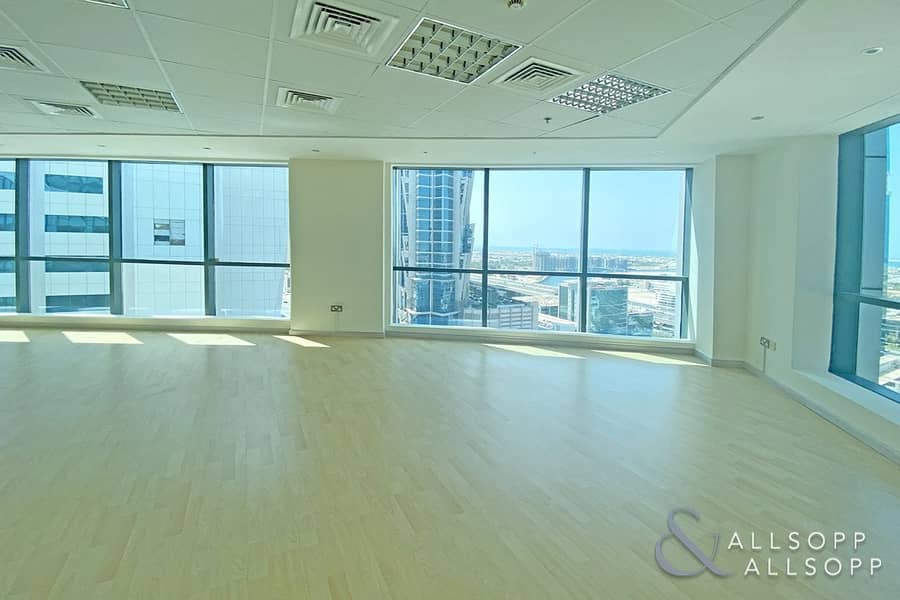 4 Fitted Office | Spacious Unit | Available Now
