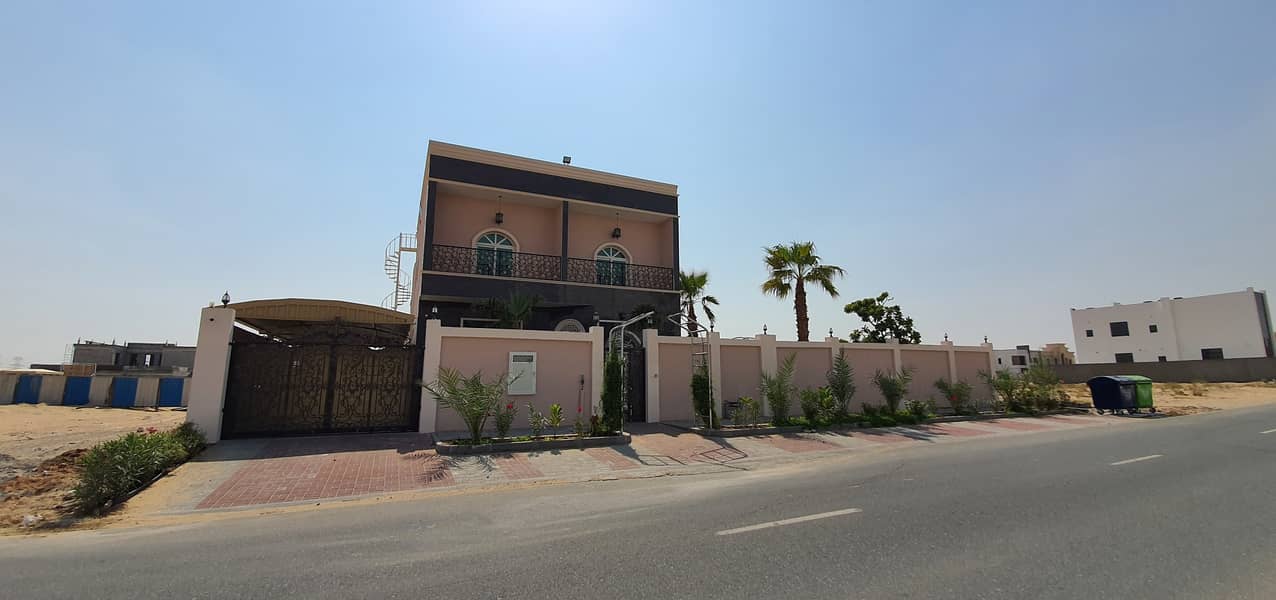 EXCELLENT FINISHING | FULLY FURNISHED 4BEDROOM VILLA RENT 120K in 1chqs EXCELLENT FINISHING | FULLY FURNISHED 4BEDROOM VILLA RENT 120K in 1chqs