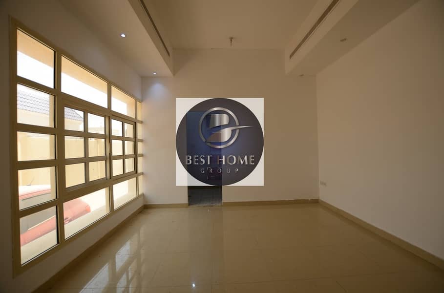 Get this Amazing Studio! Get this Amazing Studio!