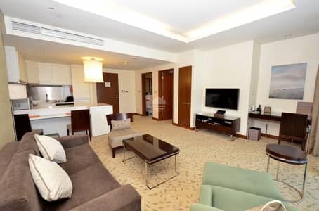 Spacious and luxurious with utility bills included Spacious and luxurious with utility bills included