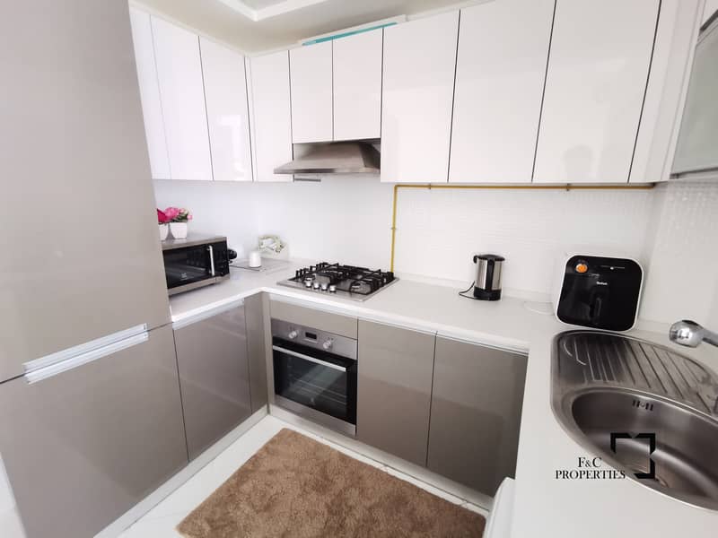 9 Fully Furnished | Large Studio | City View