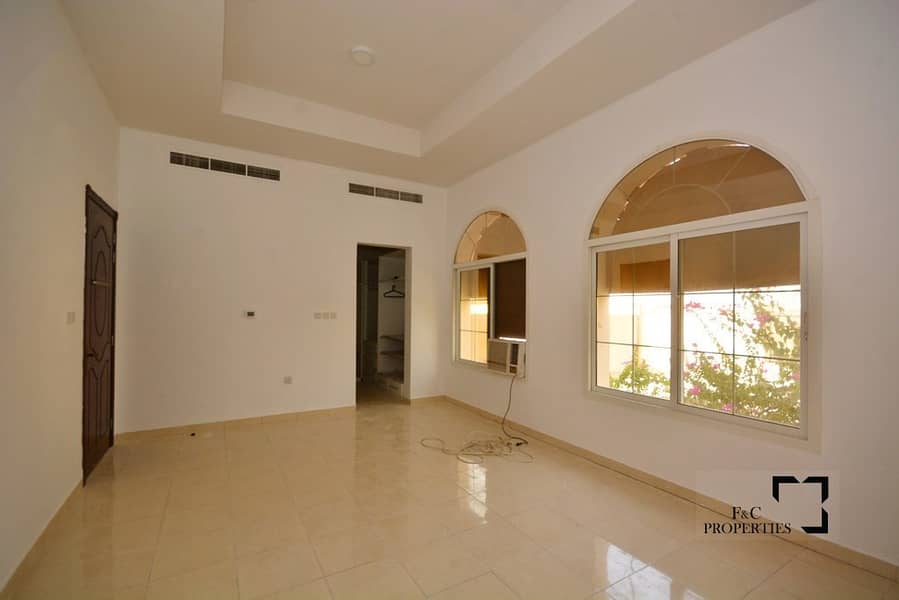 14 Spacious 3br | big garden | Swimming Pool