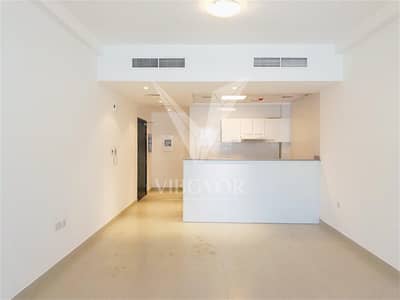 Vacant | Good Condition | Huge Studio Vacant | Good Condition | Huge Studio