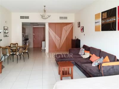 Furnished and Vacant | Large Studio
