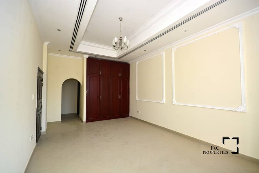 3 Independent 4br | Barsha 1 | Garden