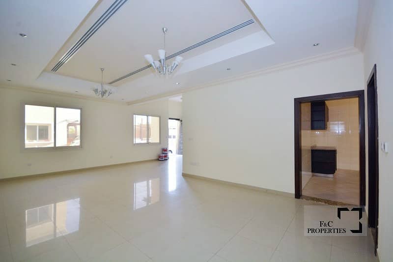 4 Large 5br | Luxury quality | Swimming Pool |