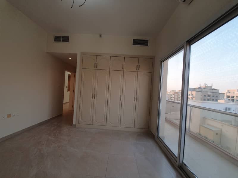 2 BHK IN JUST 40 K VERY SPACIOUS APARTMENT .