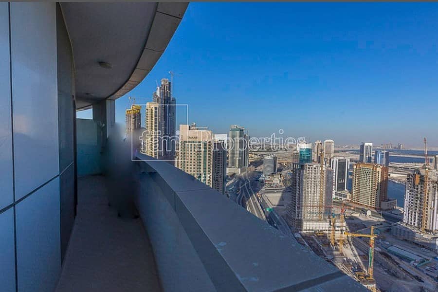 7 Stunning Aprt I Prime Location I Burj View !