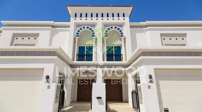 Stunning  4 BR plus Maid in Dar Wasl Al Wasl Road|