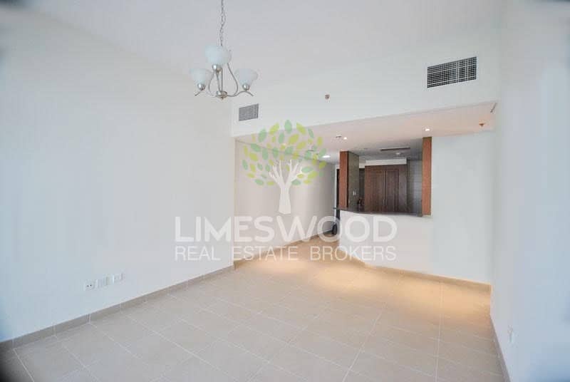 JLT! Lakeside Residence ! 1 bed available for Rent