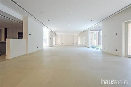 فیلا 5 غرف نوم للبيع في البحيرات، دبي - One of a kind villa | High end living | L1 | VOT فیلا 5 غرف نوم للبيع في البحيرات، دبي - One of a kind villa | High end living | L1 | VOT