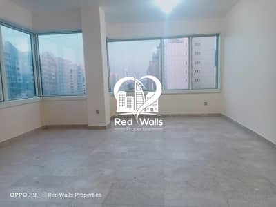 Onw Month Free  Fabulous 3BR Hall Apartment