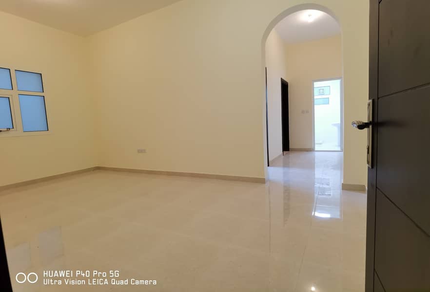 شقة في مدينة محمد بن زايد 1 غرفة 40000 درهم - 4814456