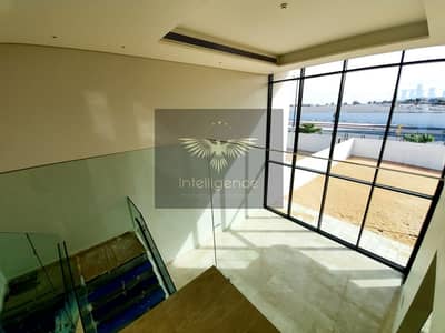 Modern Spacious Townhouse! Great and Elegant Style Modern Spacious Townhouse! Great and Elegant Style