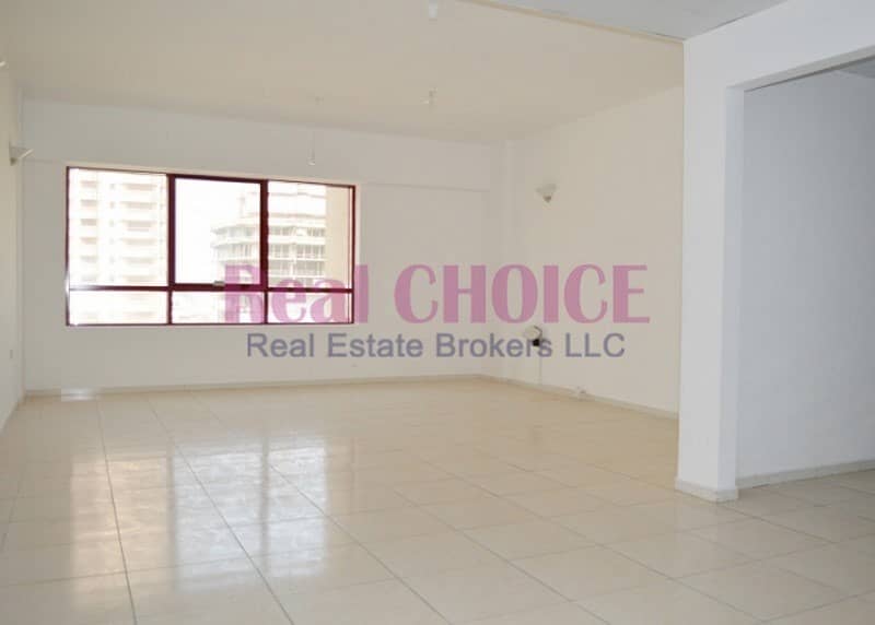 10 Hot Deal! 3BR @75k/yr. | 4 Cheques 3BR Plus Laundry