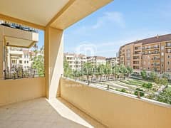 Bright | Corner unit | Garden and Pool view