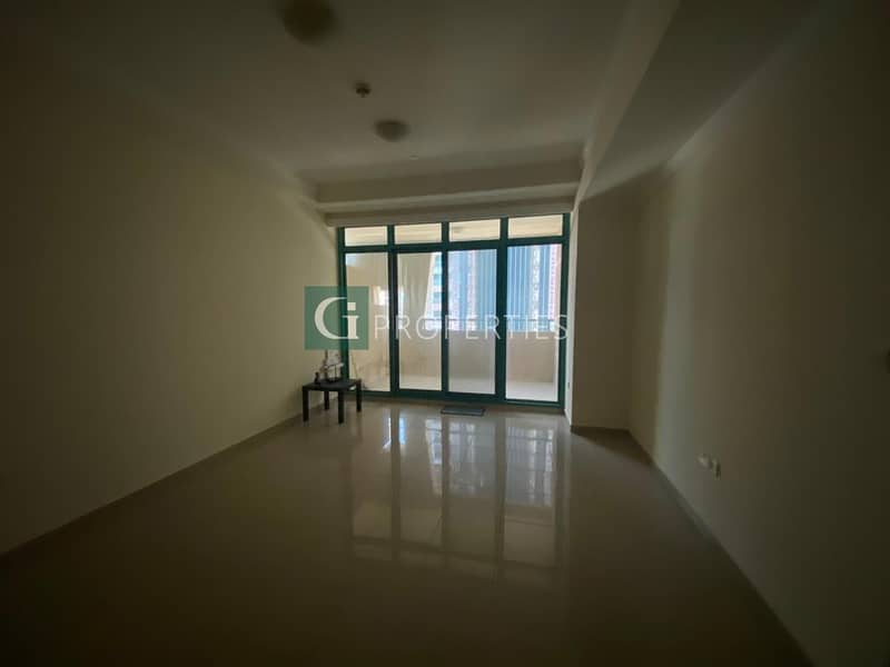 Bright| Well Maintained | Cozy Bright| Well Maintained | Cozy