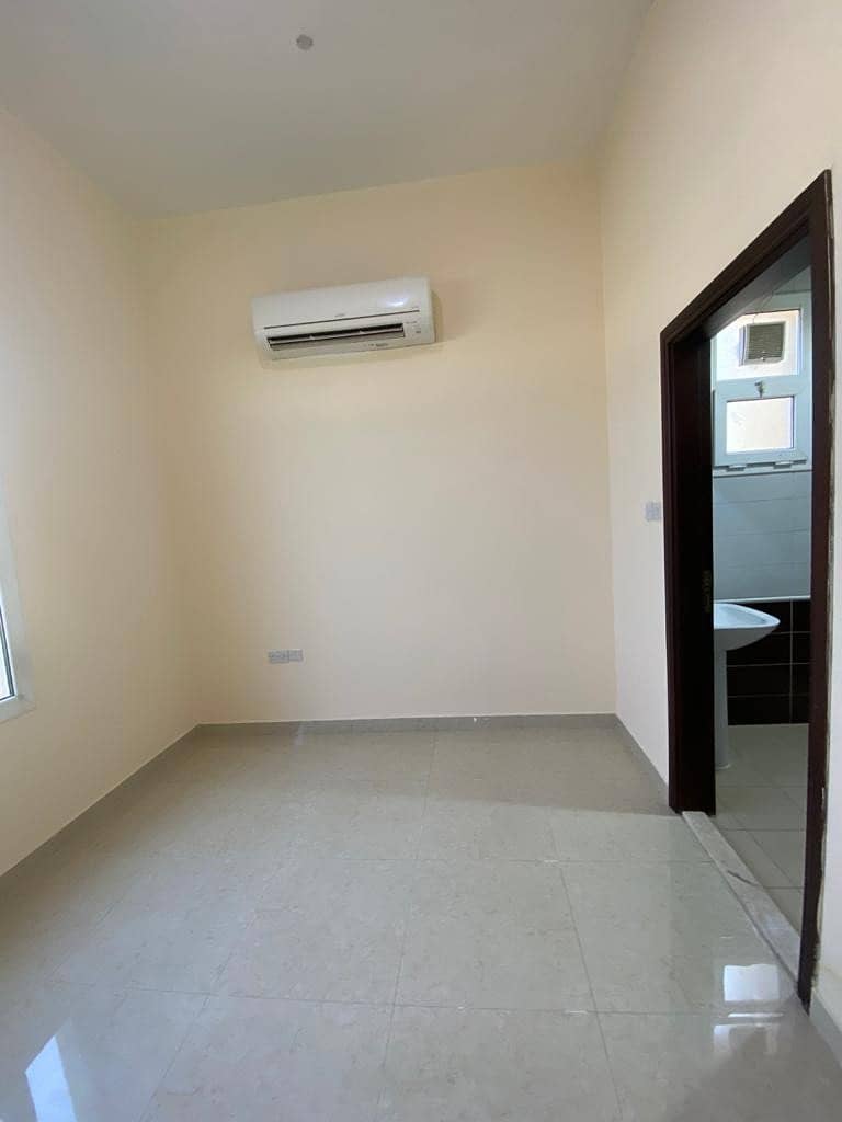 شقة في مدينة محمد بن زايد 1 غرفة 3000 درهم - 4810487