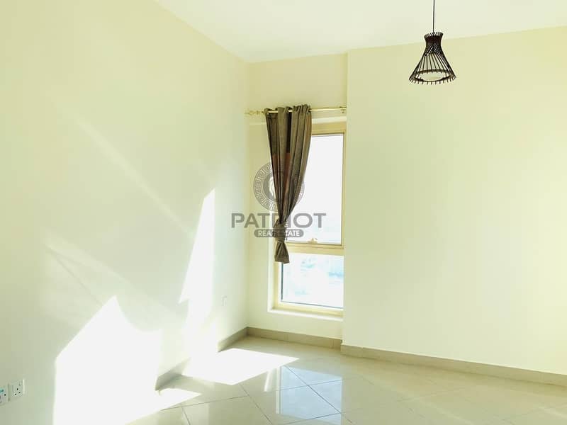 9 BEAUTIFUL UNFURNISHED  2 BEDROOM APARTMENT  IN CLUSTER A Dubai gate 2