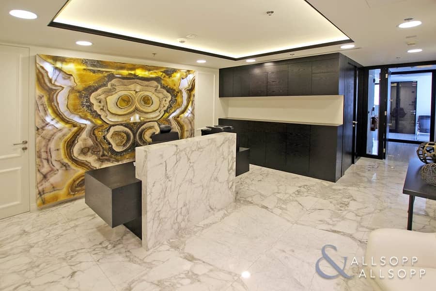 Luxury Furnsihed | Partition | Close to Metro