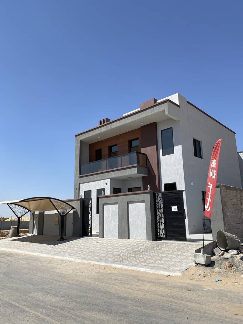 For sale a new modern and unique villa in Alyasmeen on main road and clean area, very luxury decorations and vip finishing