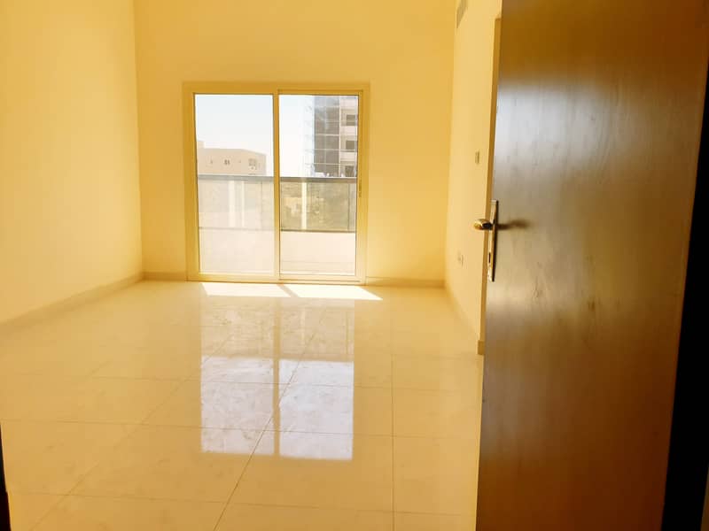 1 MONTH FREE BRAND NEW 1 BHK 20,000/- 4 Or 6 Cheques 1000 Sq-Ft 1 MONTH FREE BRAND NEW 1 BHK 20,000/- 4 Or 6 Cheques 1000 Sq-Ft