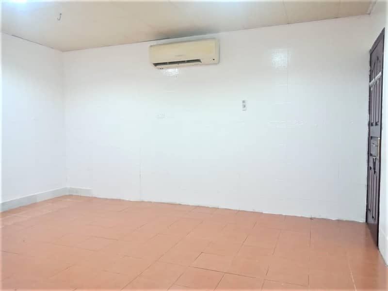 W/ Tawtheeq but Free ADDC! Big Studio in Muroor near Indian School W/ Tawtheeq but Free ADDC! Big Studio in Muroor near Indian School