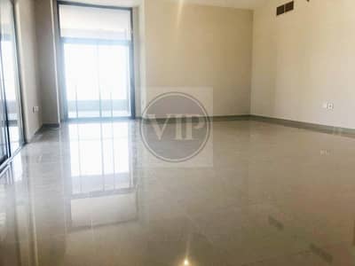Grandiose 3BR Apartment + Balcony with Landmark View Grandiose 3BR Apartment + Balcony with Landmark View