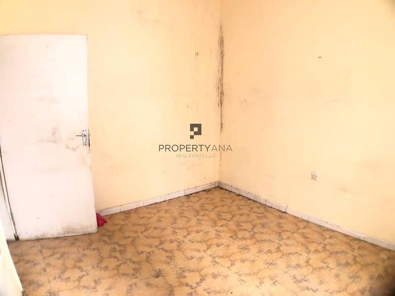 16 3 BR | Near Public Transport and All Facilities