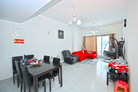 Standium Point 1BR with balcony Lake View Standium Point 1BR with balcony Lake View
