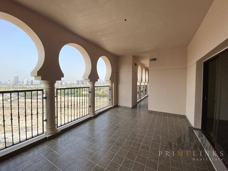 Excellent Conditions 4 Bedrooms High-floor Excellent Conditions 4 Bedrooms High-floor