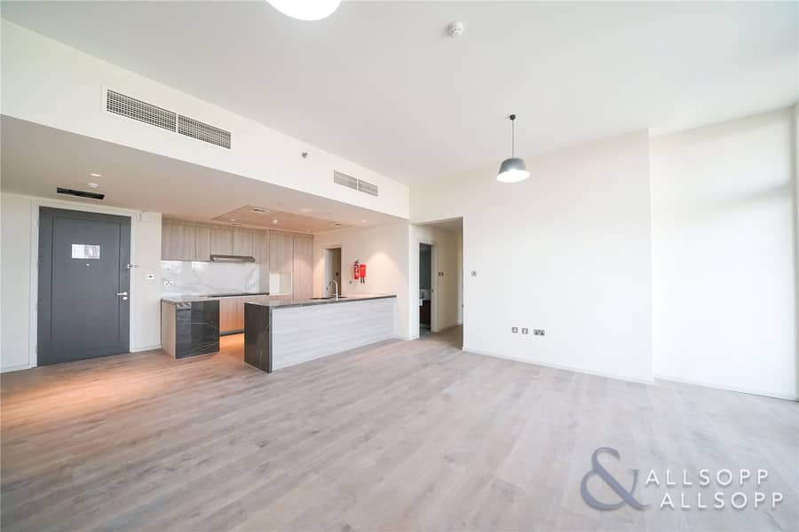 Brand New | 3 Beds Apartment | Lake View