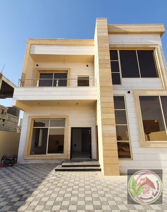 Villa for sale at a very privileged price and installments for 25 years from the owner directly.