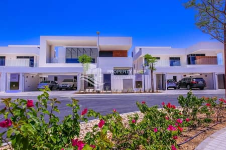 Investors Deal Brand New Villa Endearing Elegance ! Investors Deal Brand New Villa Endearing Elegance !