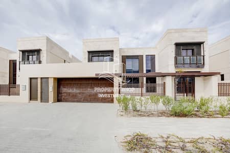Call Us Now! Move In Huge Prestigious Beach Villa Today Call Us Now! Move In Huge Prestigious Beach Villa Today