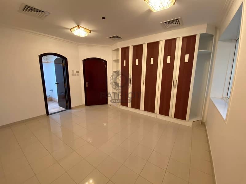 25 Luxary 3BR | Appliances | Chiller Free| Big Balcony