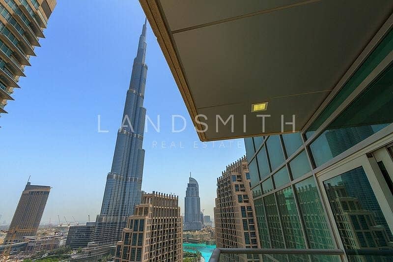 Burj Khalifa View 2BR Apartment in Lofts Central