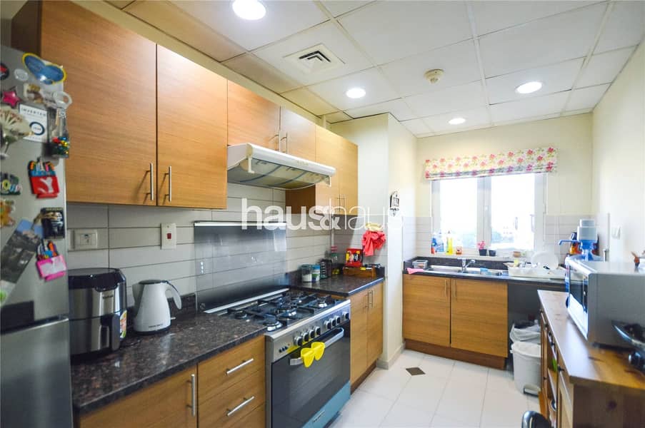 5 Vacant On Transfer | Communal View | 3 bed + Maid