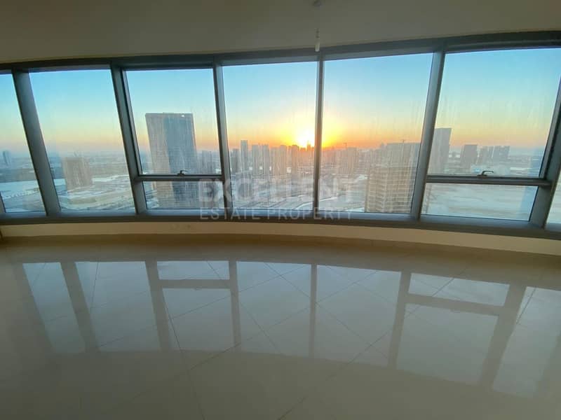 Sensational Sunset| 3 Bh Apt| Maid's Rooms Sensational Sunset| 3 Bh Apt| Maid's Rooms