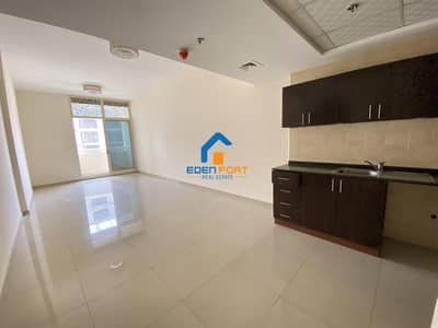 Huge One Bedroom Vacant Apartment For Sale Huge One Bedroom Vacant Apartment For Sale