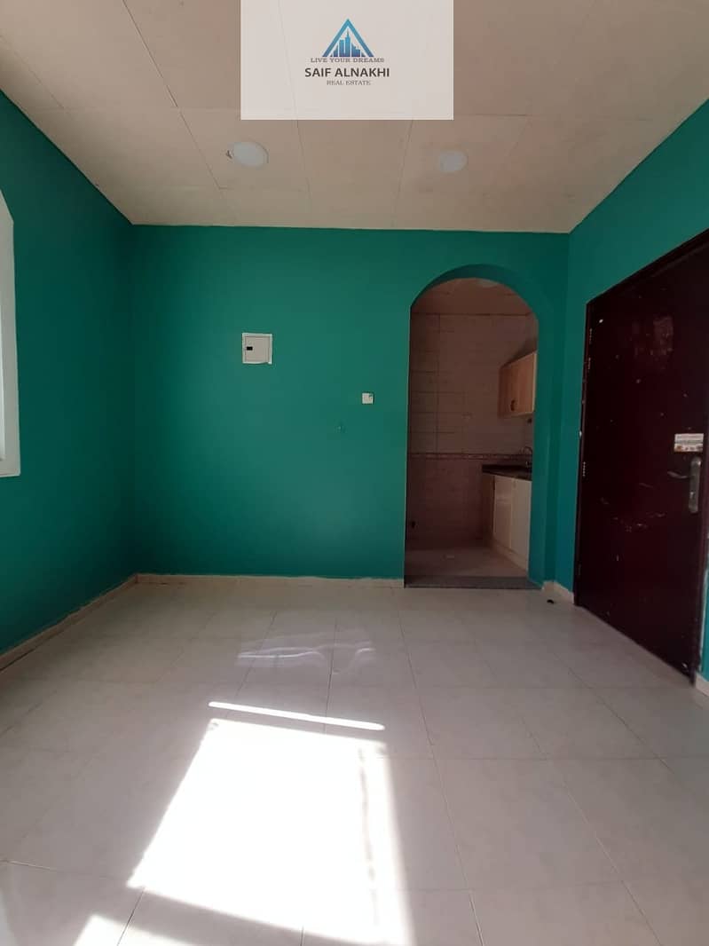 Saprit kitchen Studio flat 10k in national paint muwaileh Saprit kitchen Studio flat 10k in national paint muwaileh