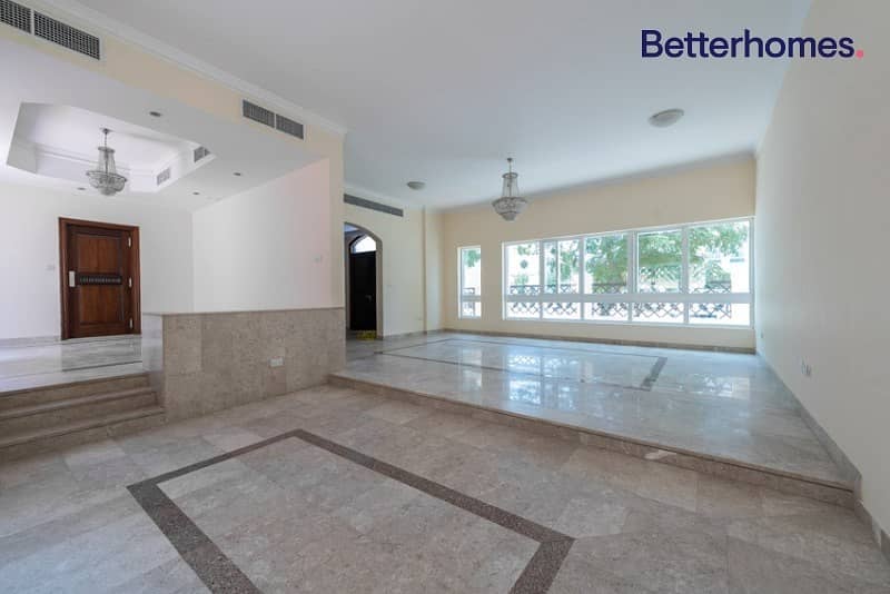 Spacious Villa | Ready to Move In | Great Deal