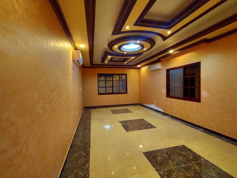 Luxury villa of 5000 feet and 5 master rooms for rent