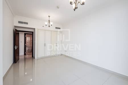 Large plus Maids Room | Full Canal Views Large plus Maids Room | Full Canal Views